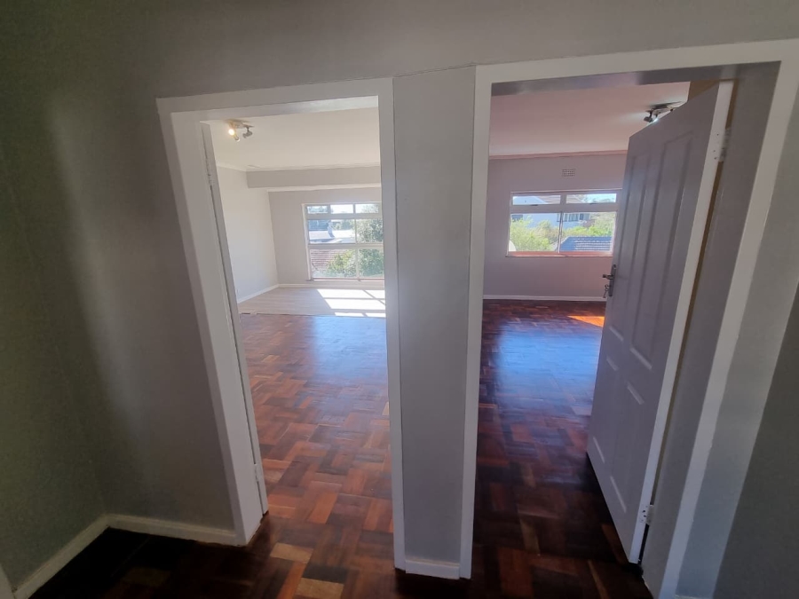 To Let 2 Bedroom Property for Rent in Newlands Western Cape